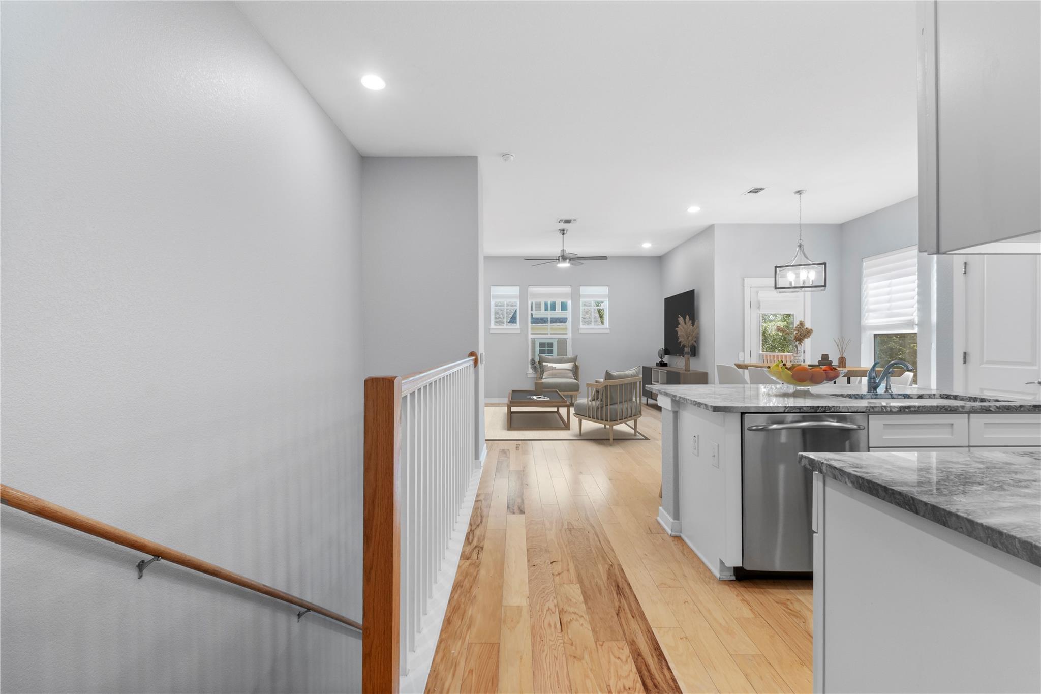 3900 Threadgill St # 16, Austin, TX 78723