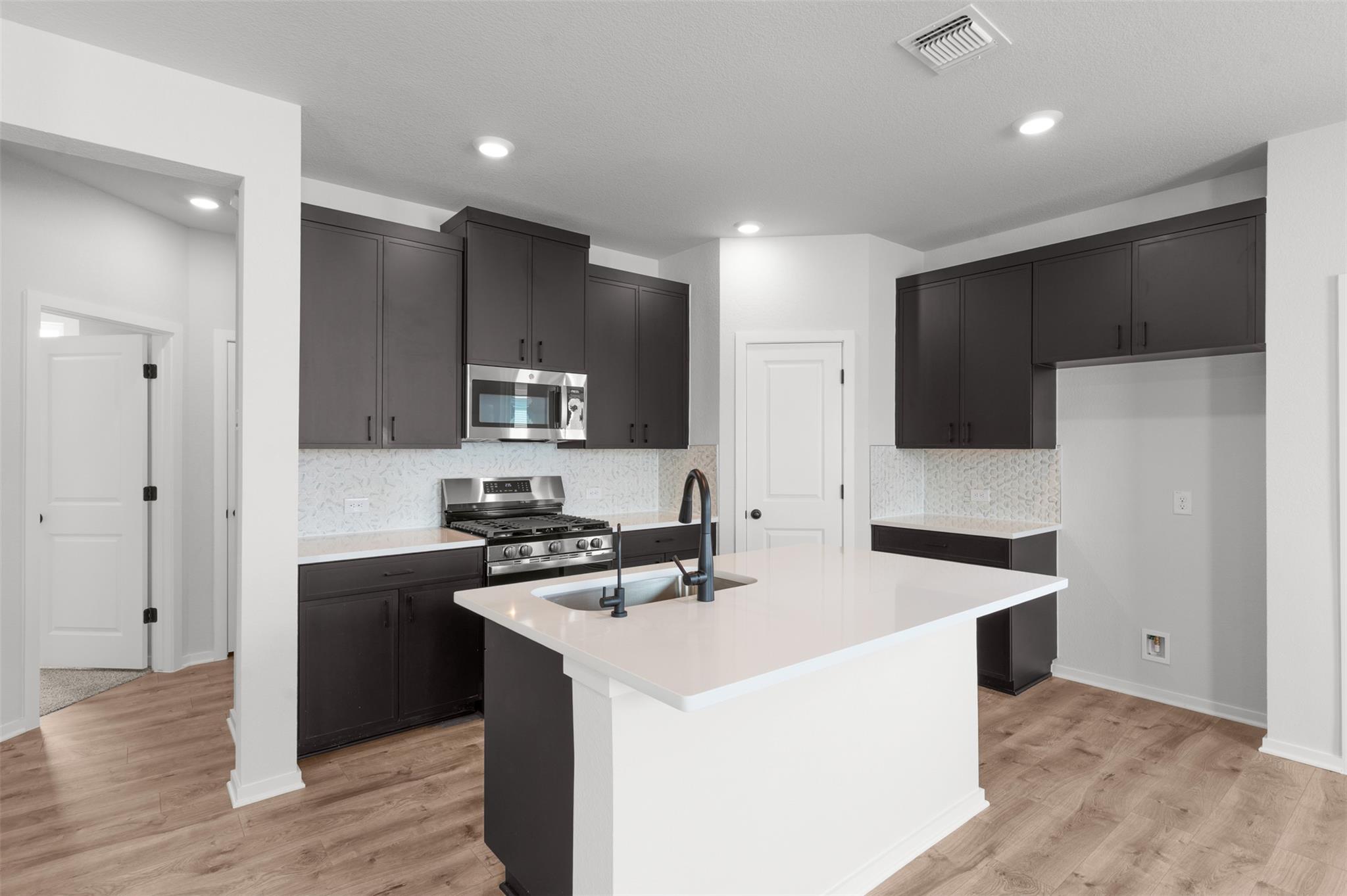 101 Coyote Willow Way, Georgetown, TX 78633