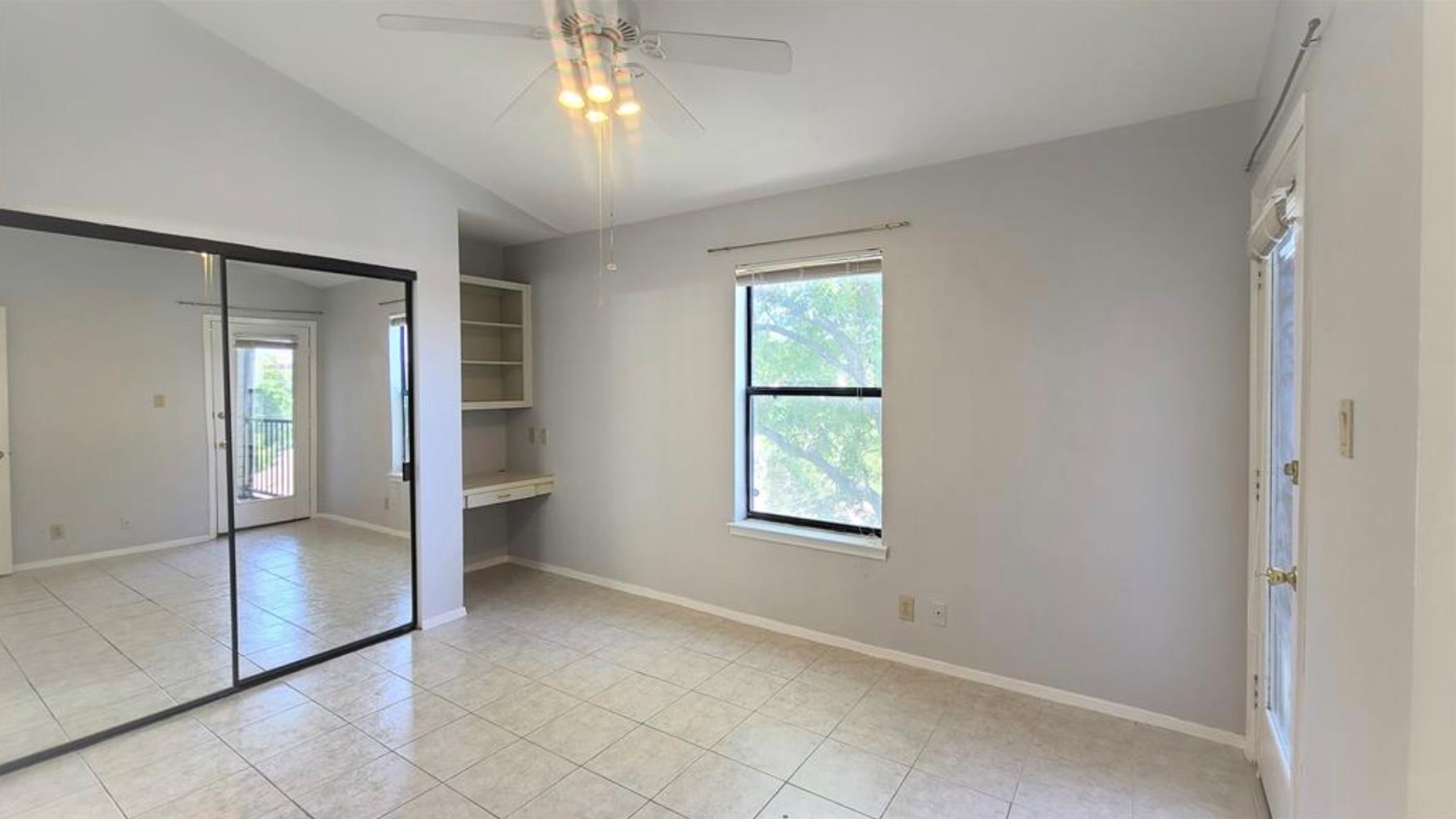 106 E 30TH St # 308, Austin, TX 78705