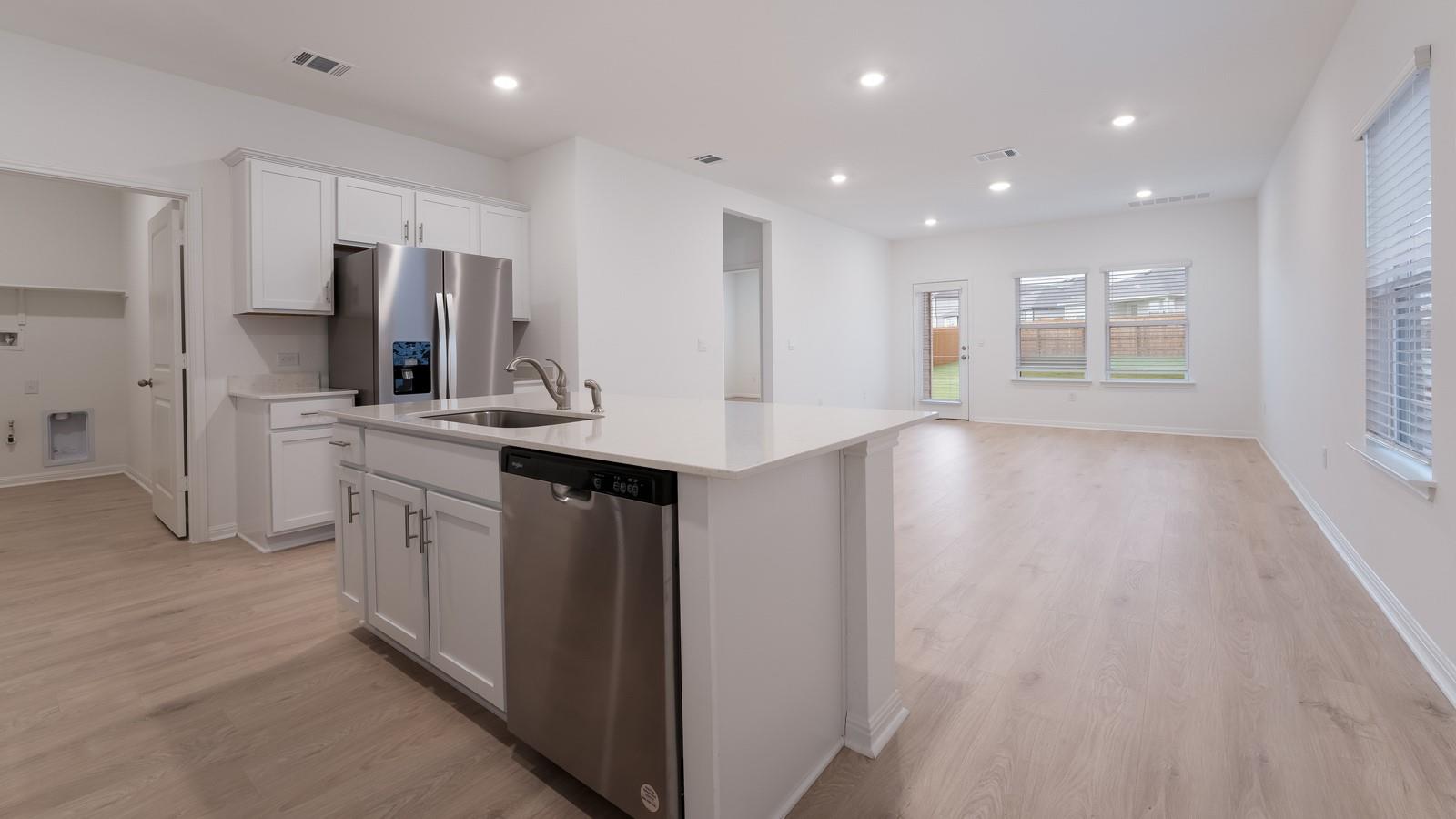 128 Juan Cordona Dr, Buda, TX 78610