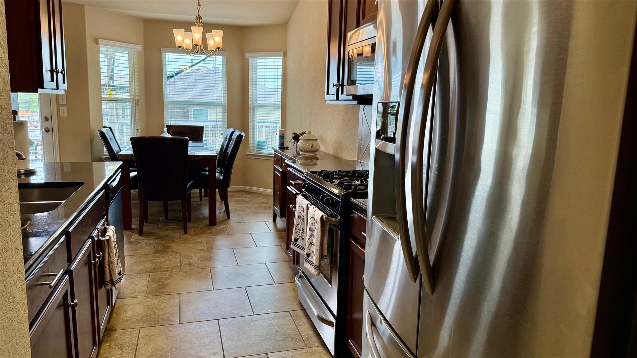412 Moulins Ln, Georgetown, TX 78626