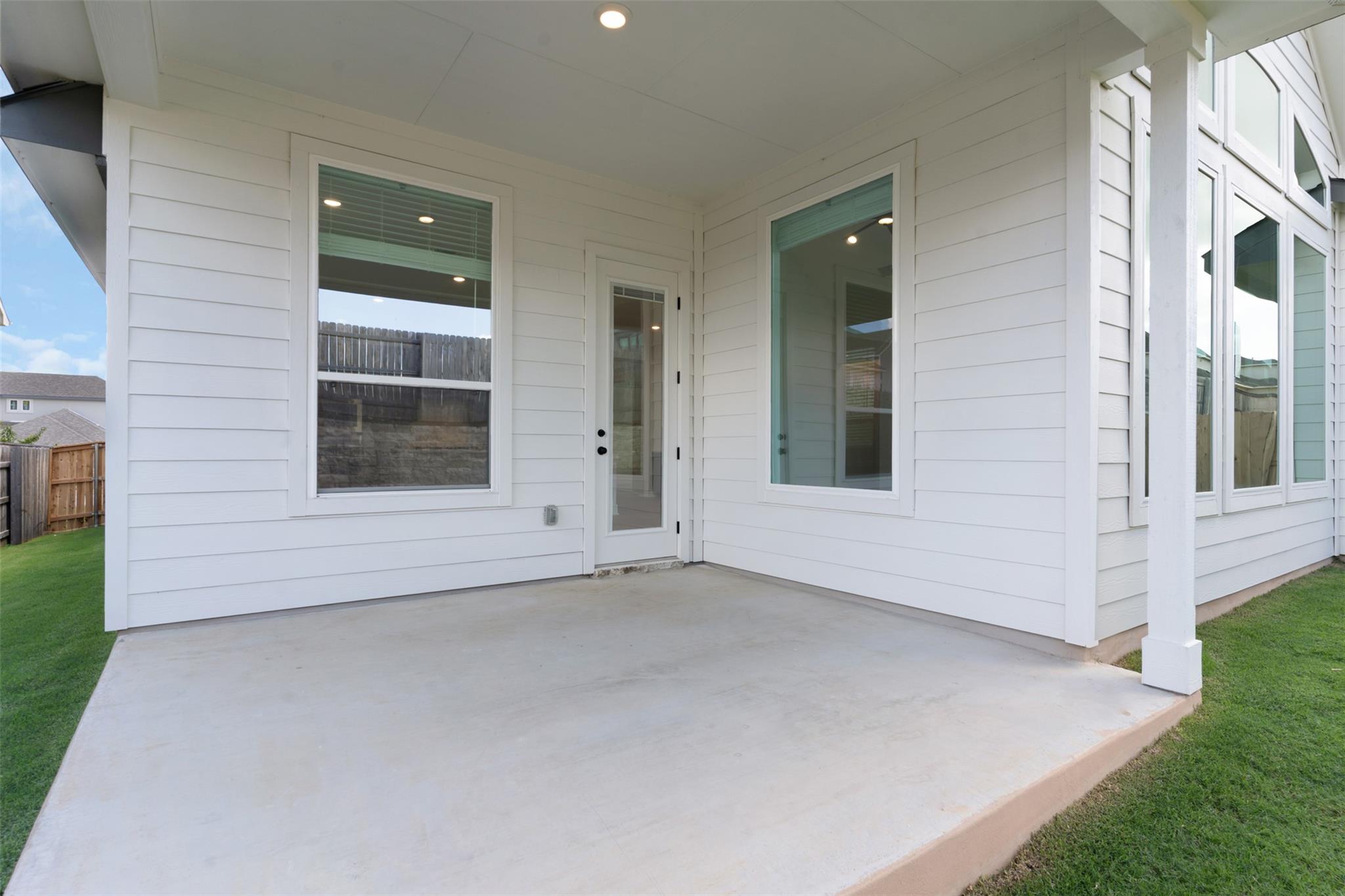 305 Oak Blossom Rd, Liberty Hill, TX 78642