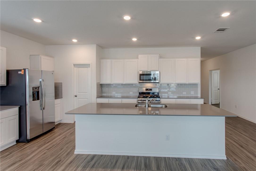 737 Mallow Rd, Leander, TX 78641