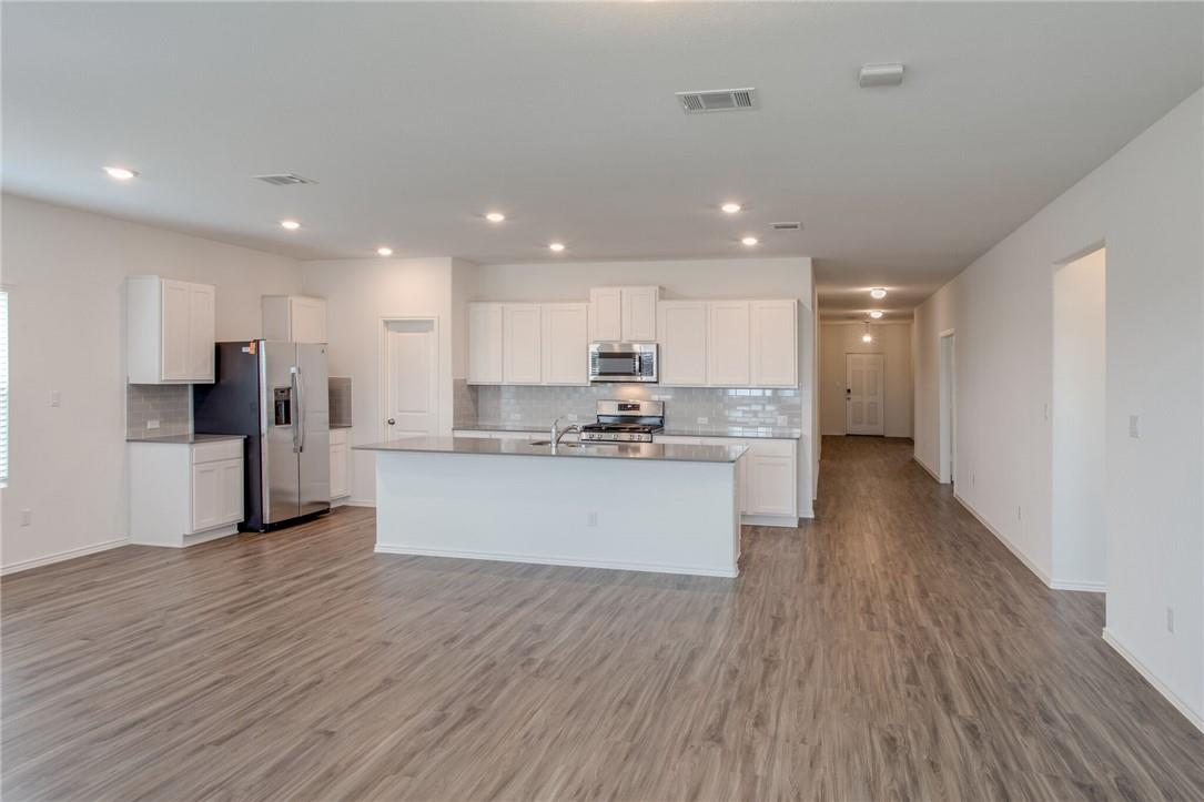 737 Mallow Rd, Leander, TX 78641