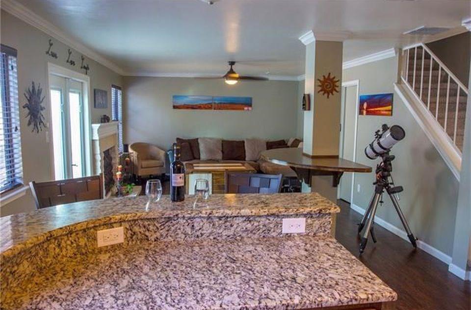 12800 Meehan Dr, Austin, TX 78727