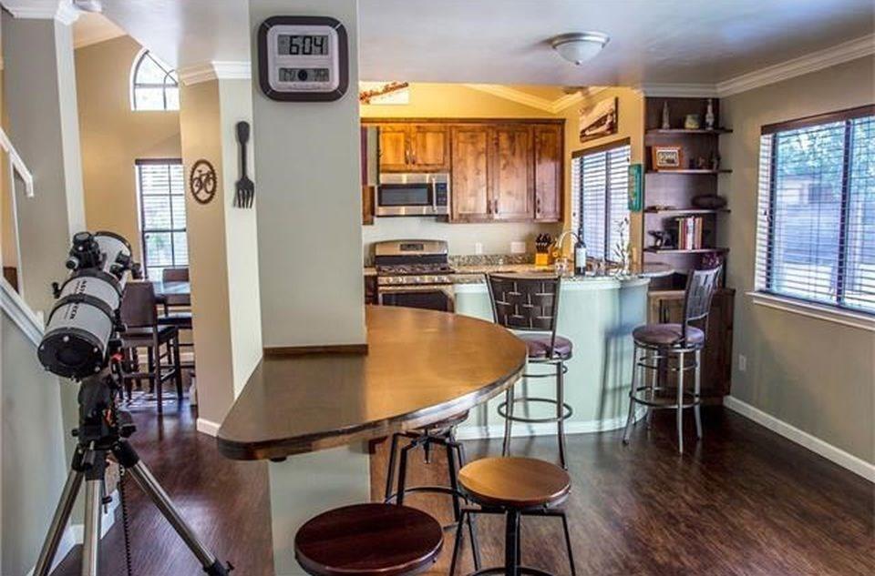 12800 Meehan Dr, Austin, TX 78727