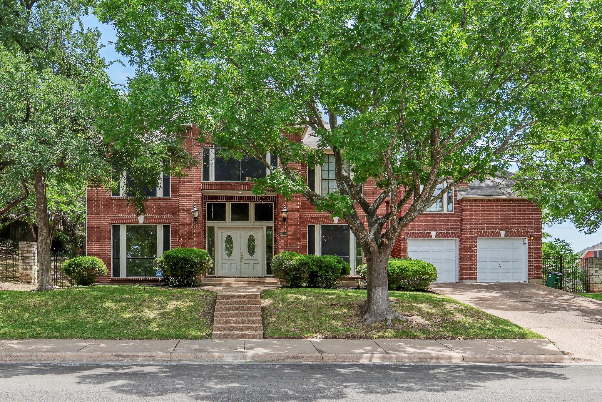 9002 Scotsman Dr, Austin, TX 78750