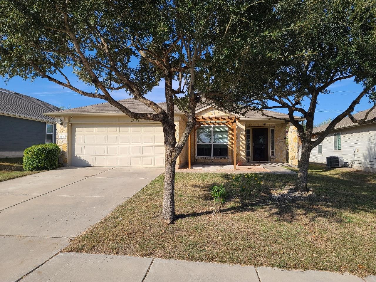 604 Comal Run, Hutto, TX 78634