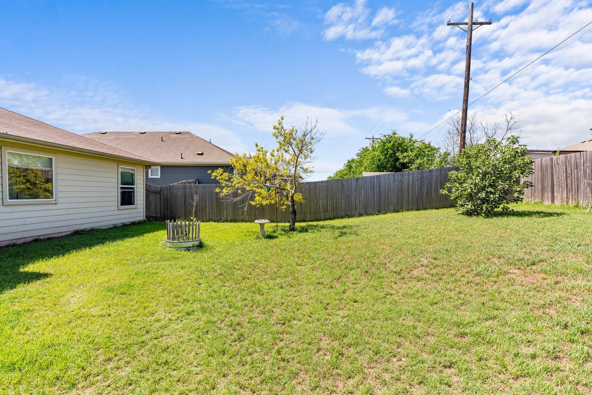 604 Comal Run, Hutto, TX 78634