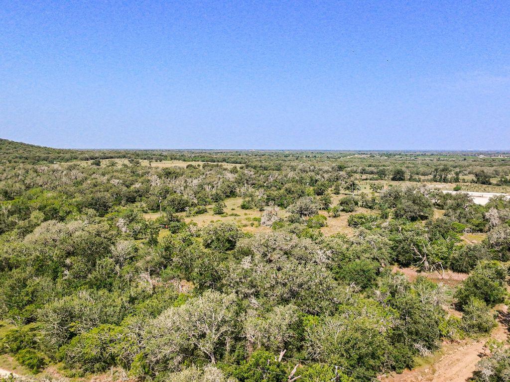 502 Robertson Rd, Smiley, TX 78159