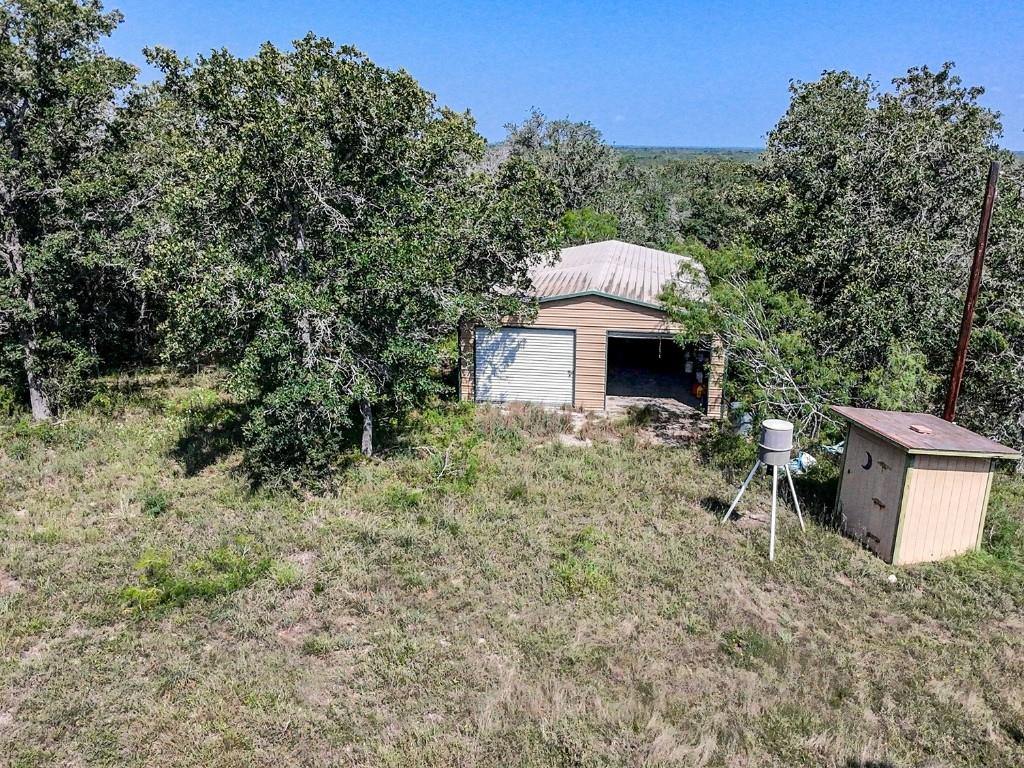 502 Robertson Rd, Smiley, TX 78159