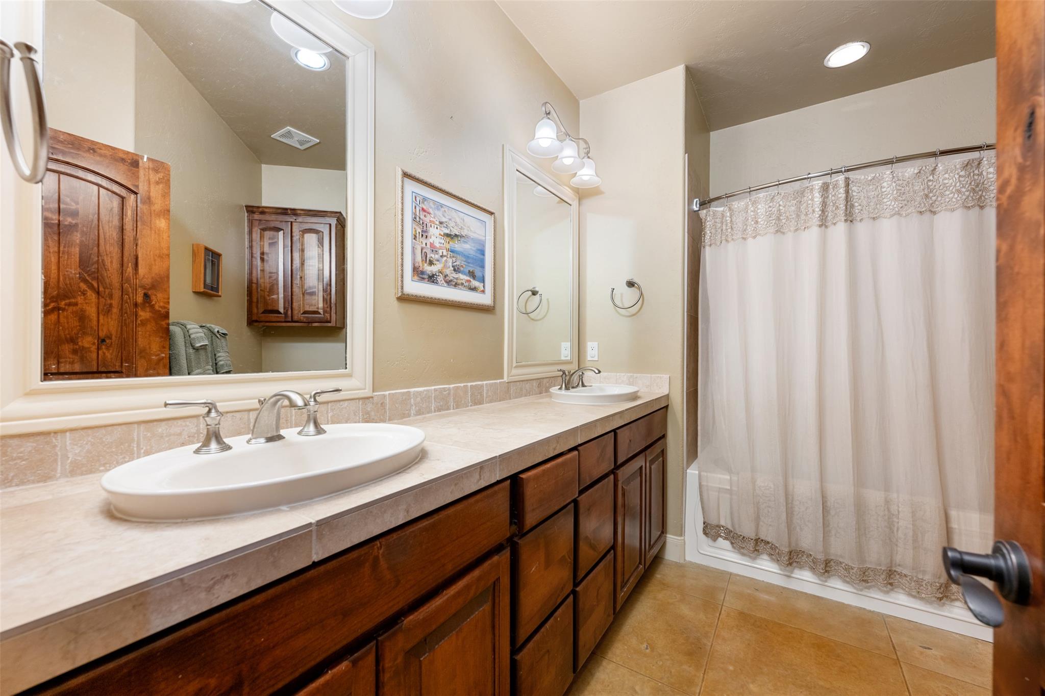 523 County Road 136A, Kingsland, TX 78639