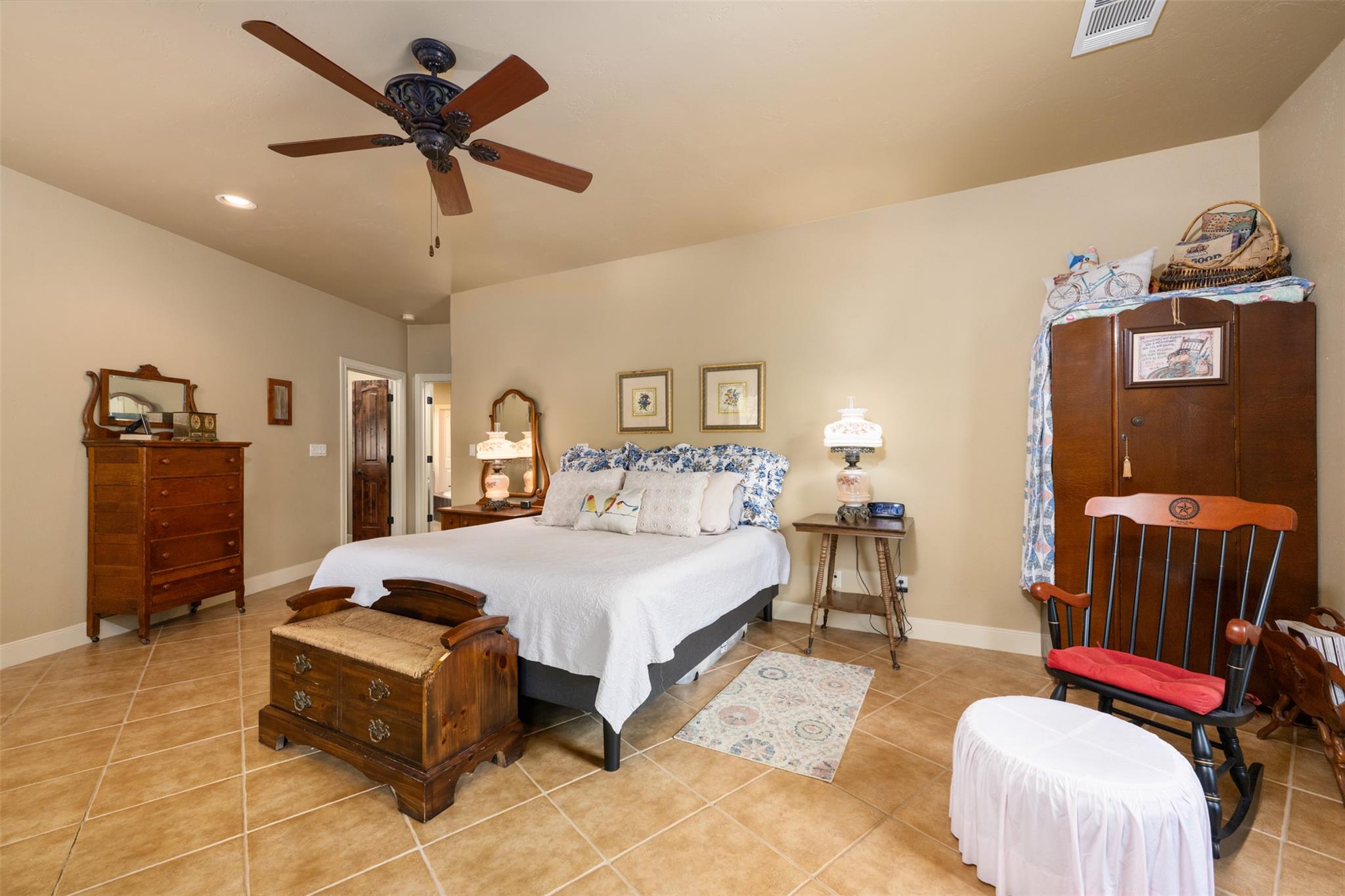 523 County Road 136A, Kingsland, TX 78639