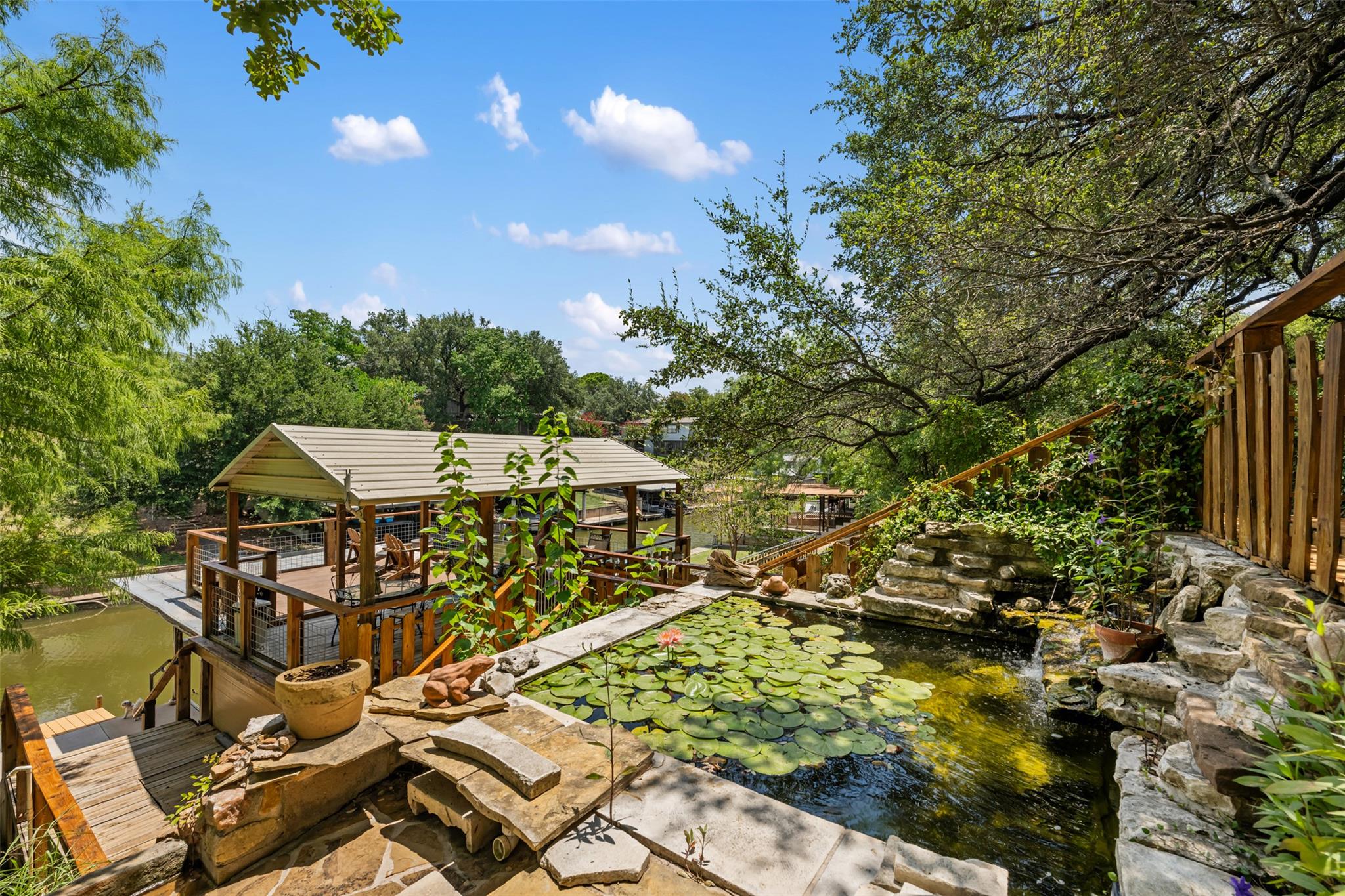 523 County Road 136A, Kingsland, TX 78639