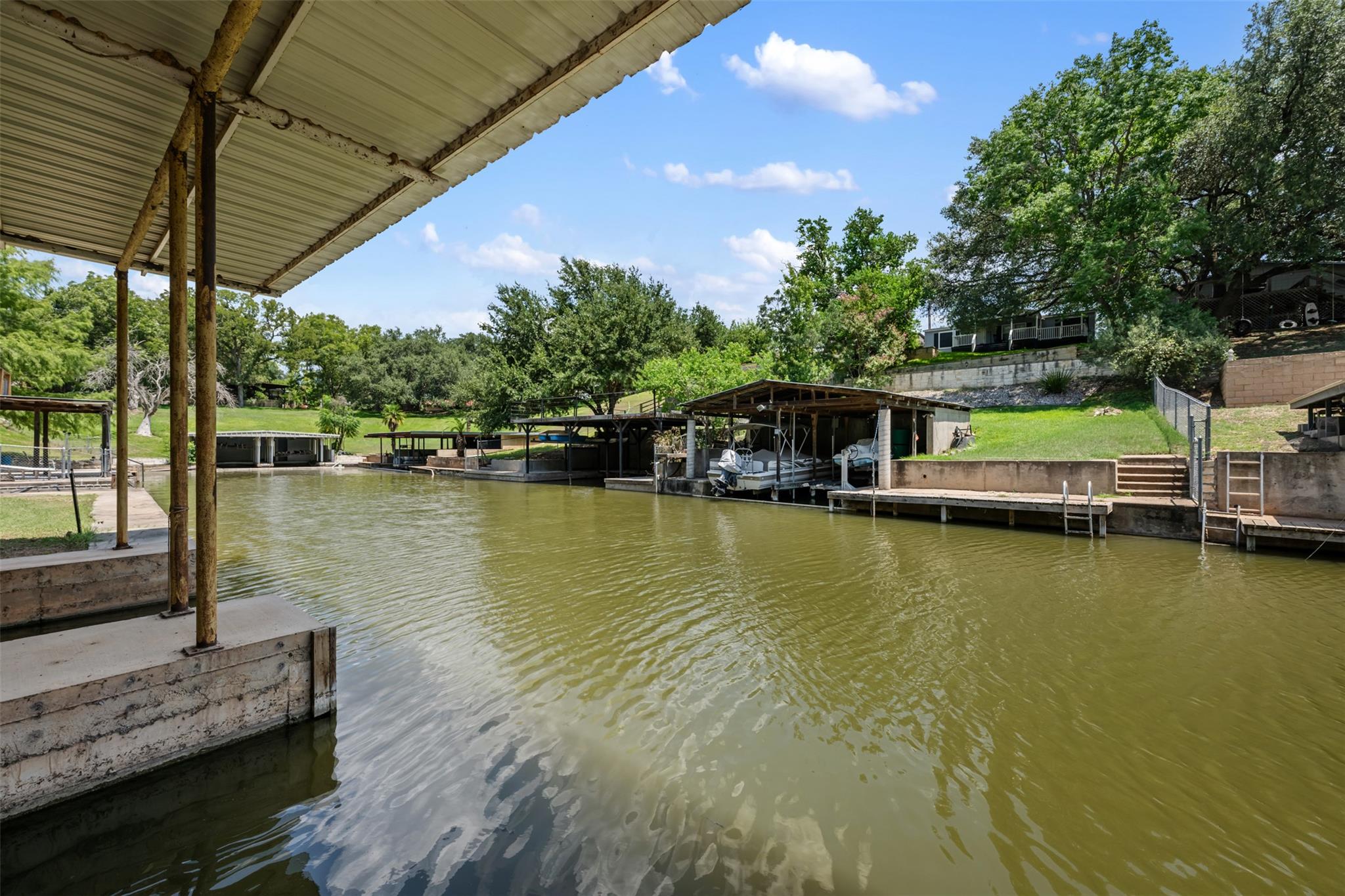 523 County Road 136A, Kingsland, TX 78639