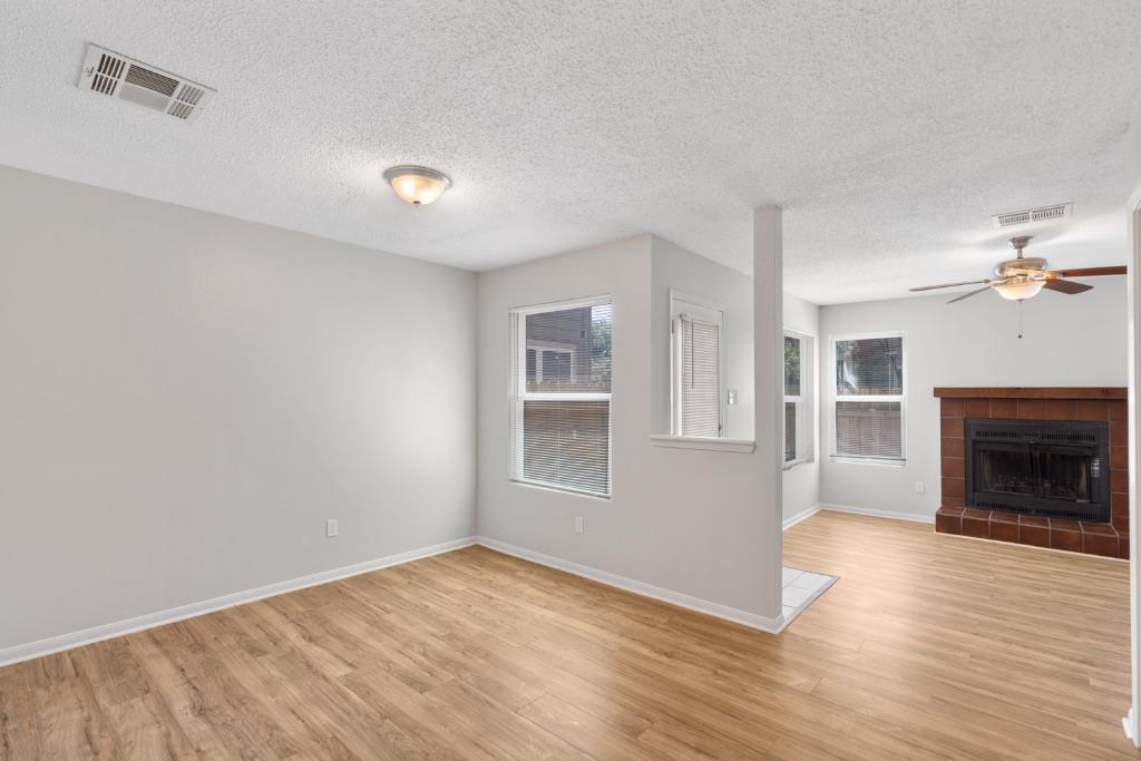 8703 Schick Rd # C, Austin, TX 78729