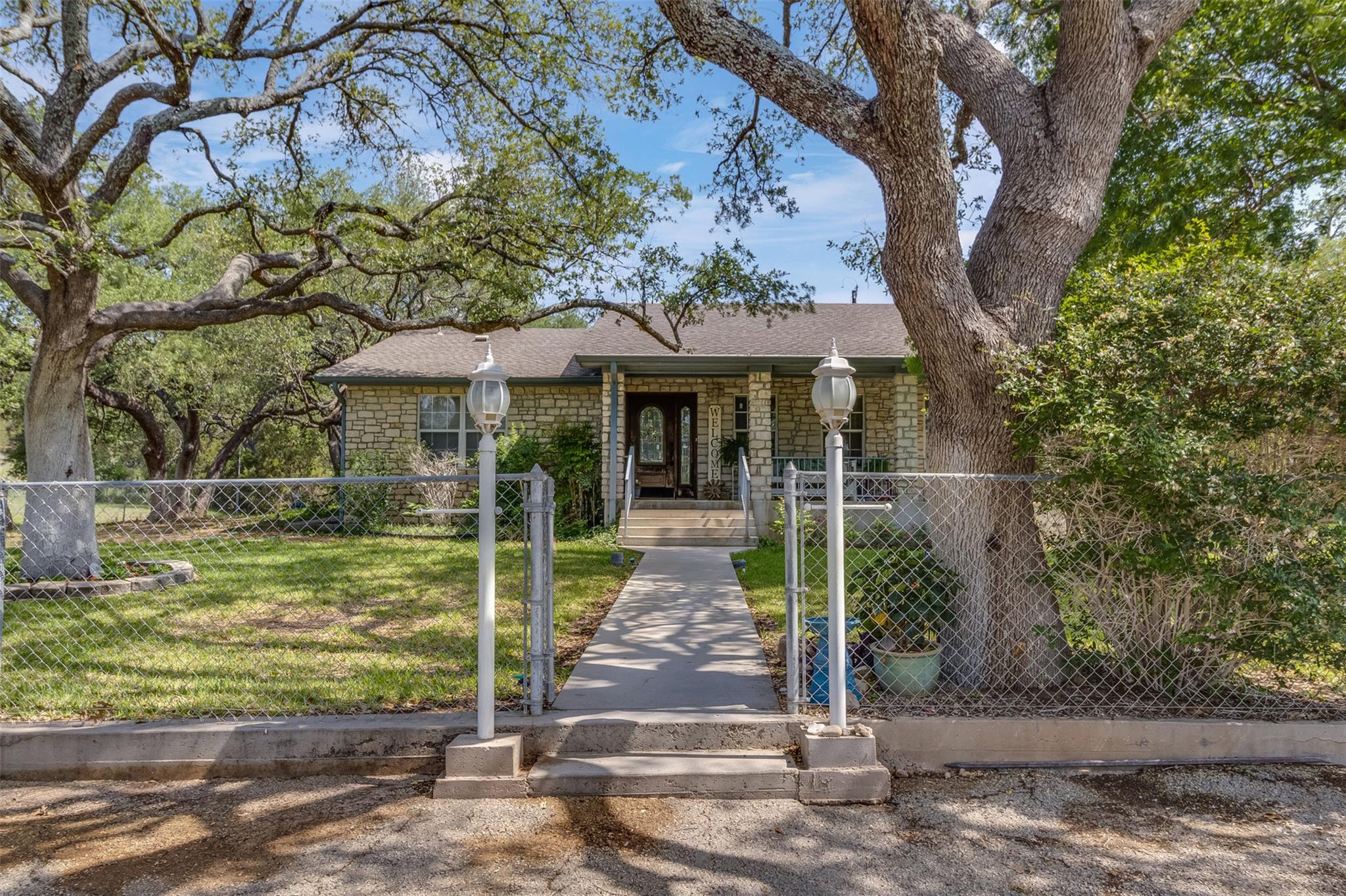2607 Crider Rd, Marble Falls, TX 78654