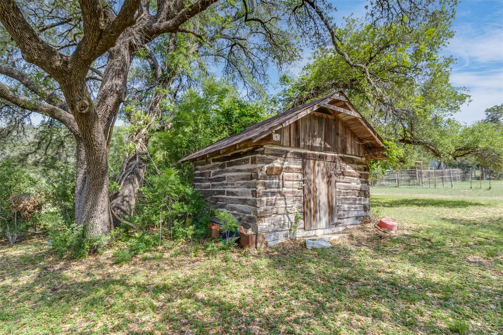 2607 Crider Rd, Marble Falls, TX 78654