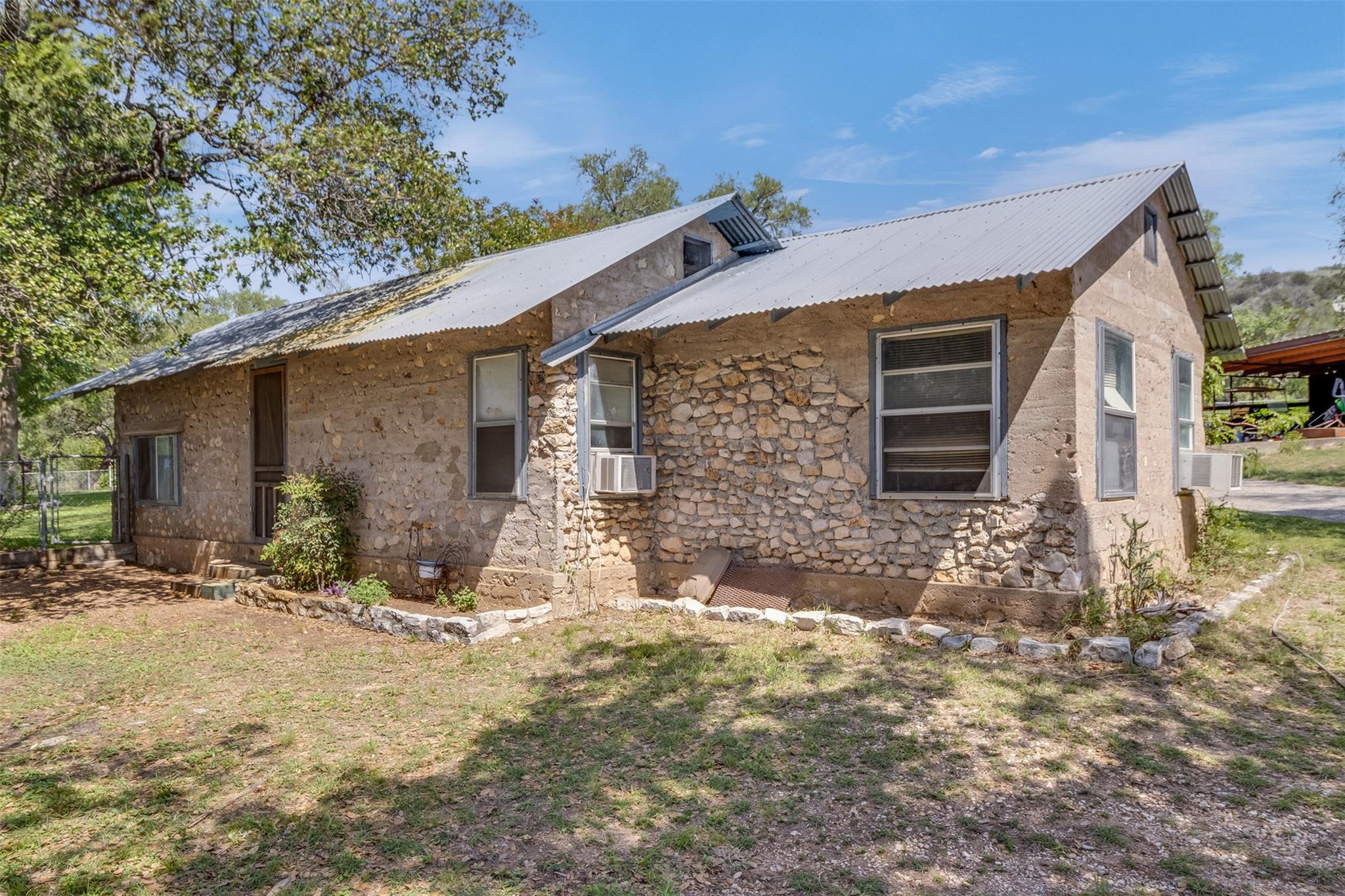 2607 Crider Rd, Marble Falls, TX 78654