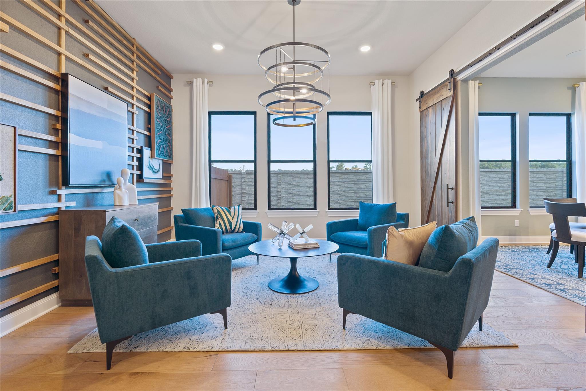 1300 Shelby Ln, Georgetown, TX 78628