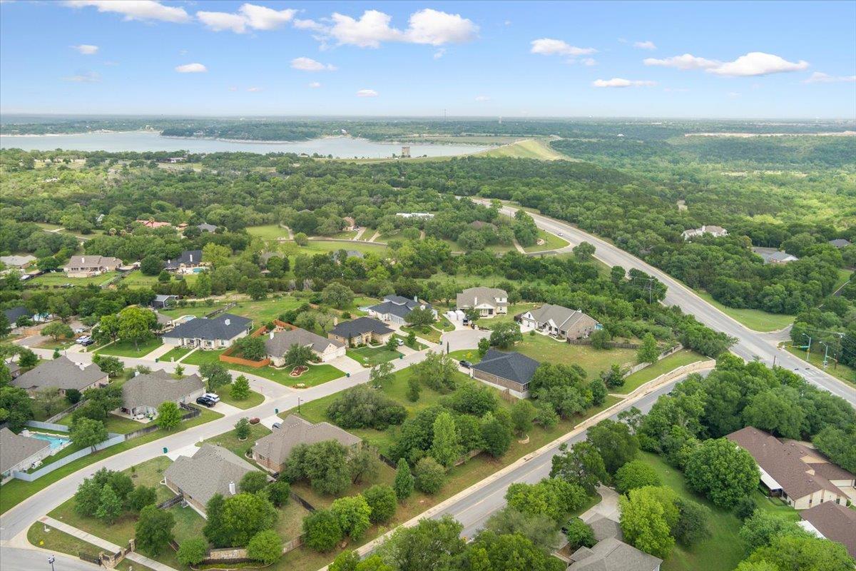 2308 Limestone Ct, Belton, TX 76513