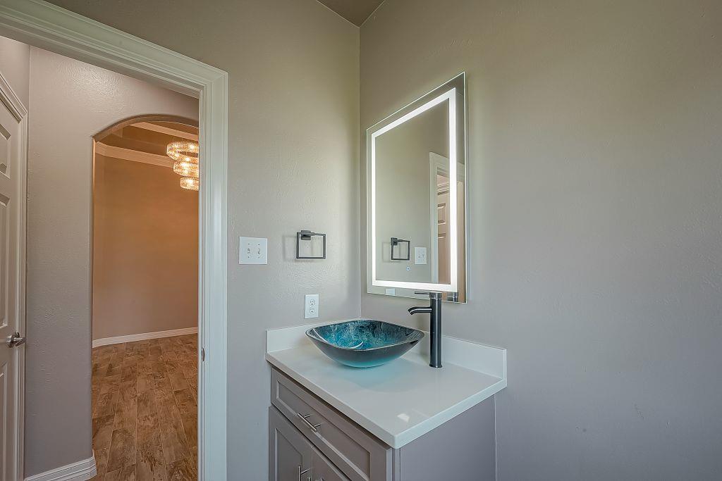 13403 Lakemeade Ct, Sugar Land, TX 77498