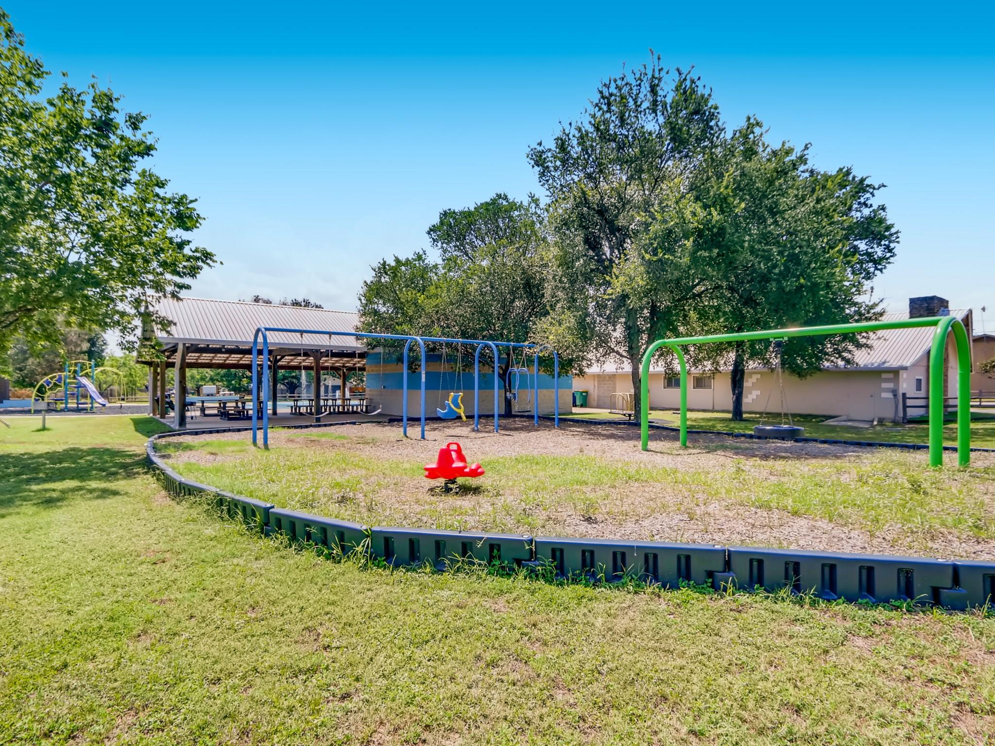 644 Cypress Ln, Cottonwood Shores, TX 78657