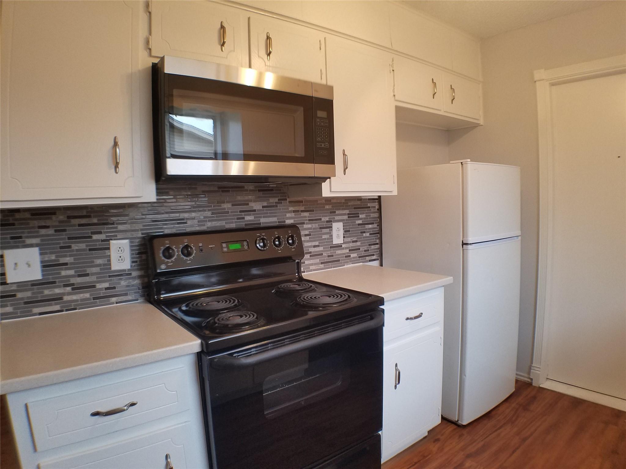 1806 Stardust St, Killeen, TX 76543