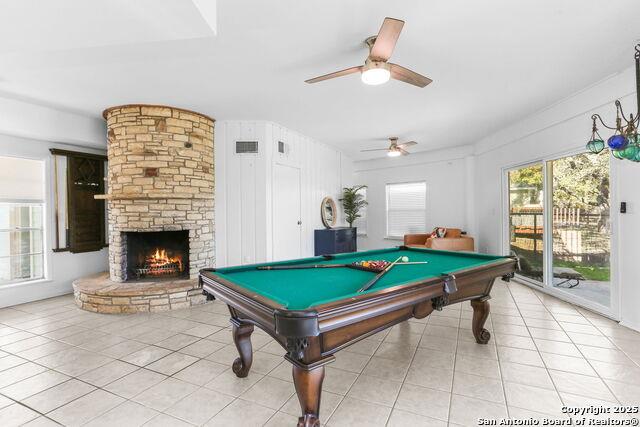 1433 Riviera Dr, Canyon Lake, TX 78133