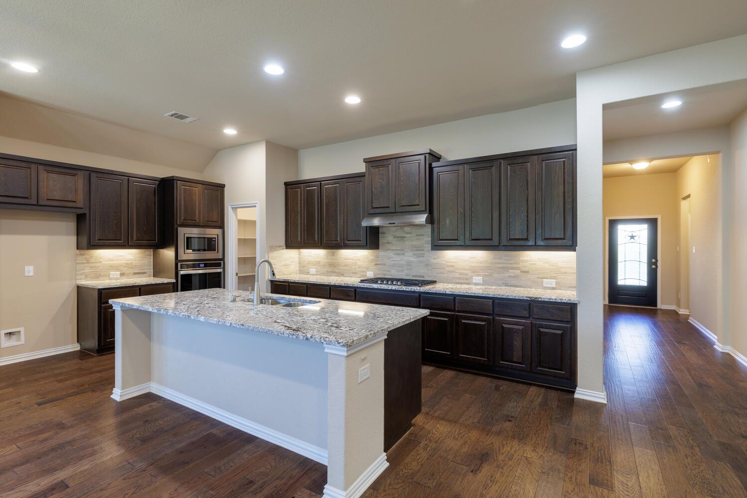 304 Leon Loop, Liberty Hill, TX 78642