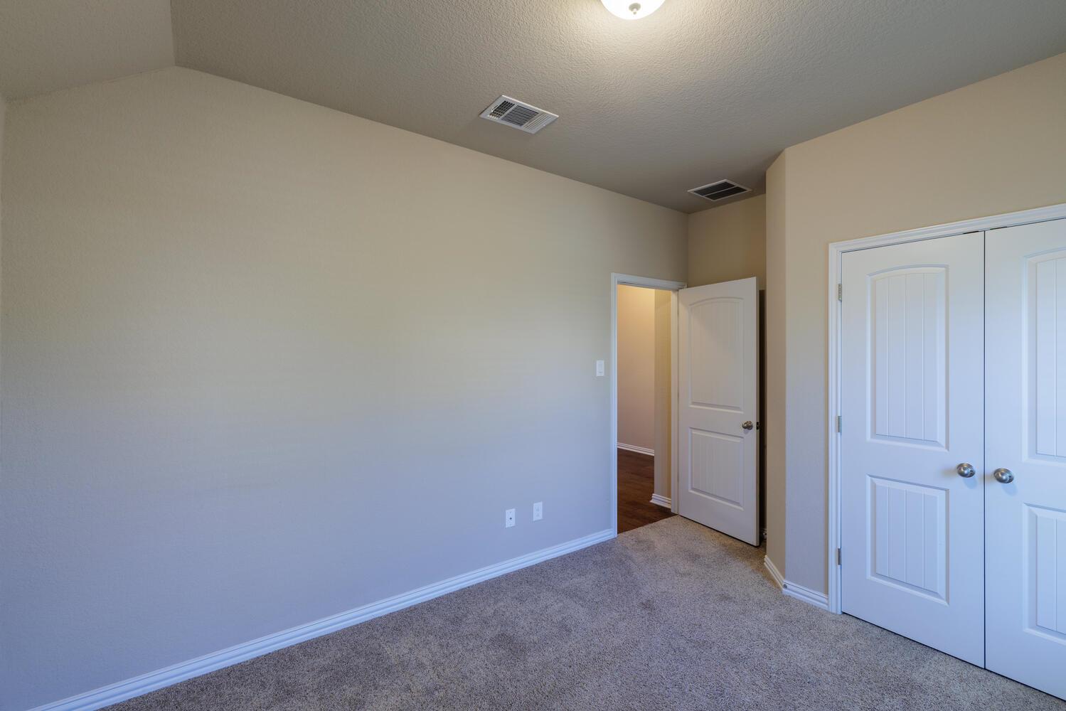 304 Leon Loop, Liberty Hill, TX 78642