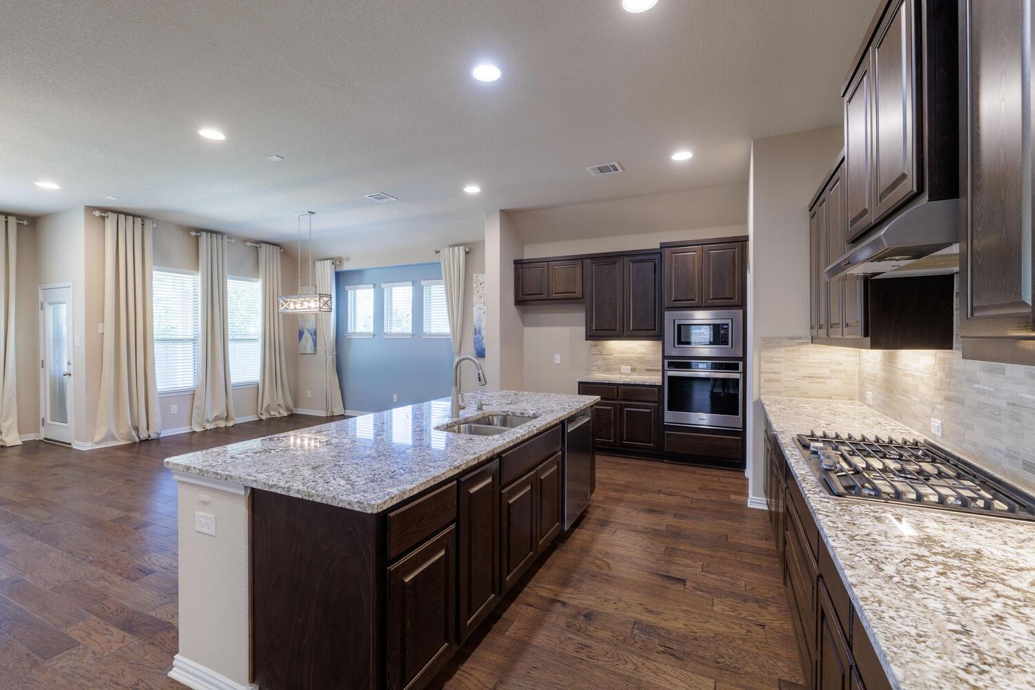 304 Leon Loop, Liberty Hill, TX 78642