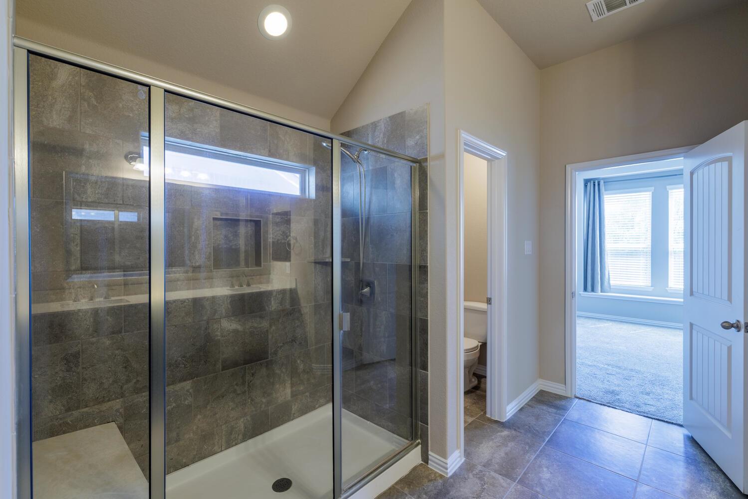 304 Leon Loop, Liberty Hill, TX 78642