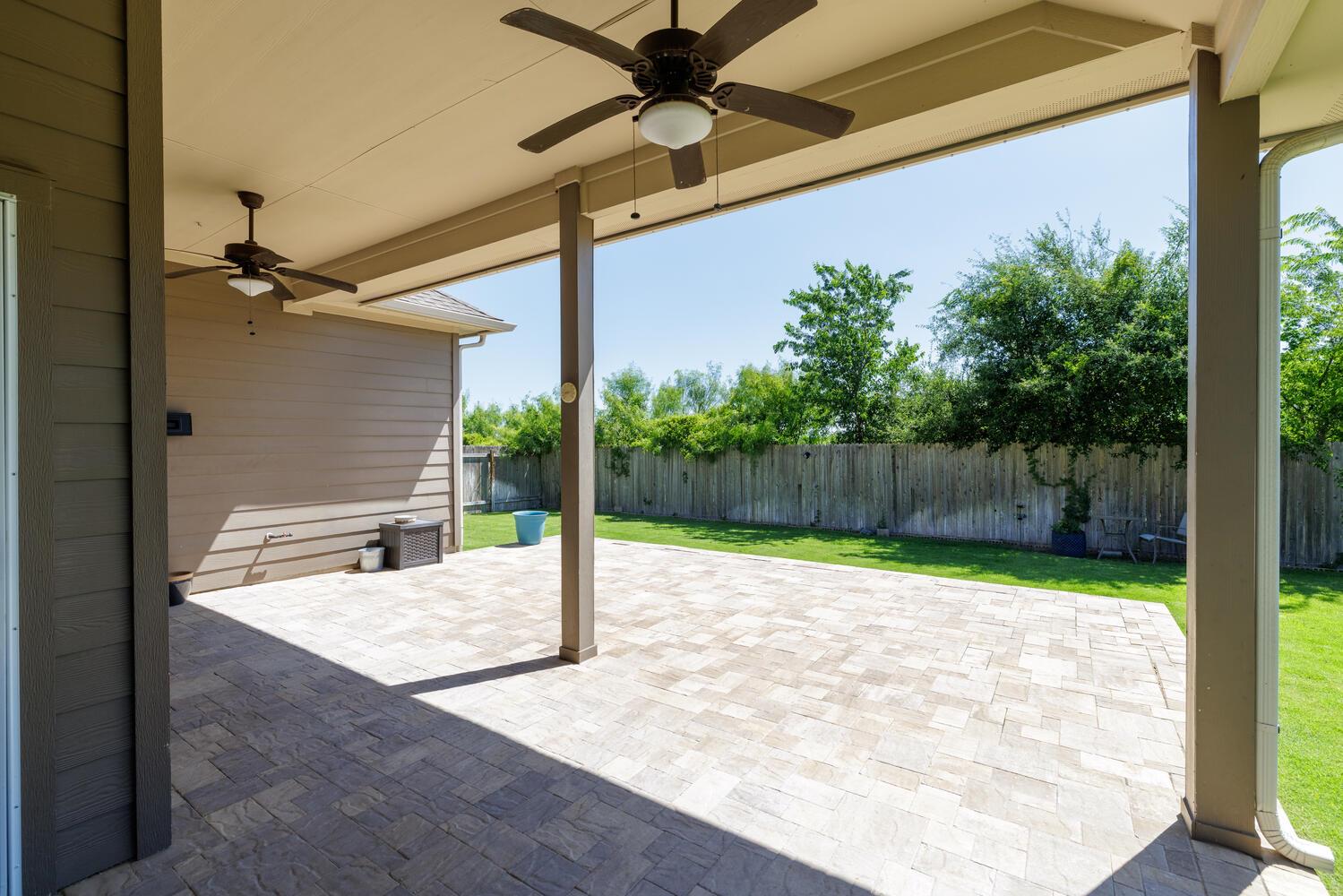 304 Leon Loop, Liberty Hill, TX 78642