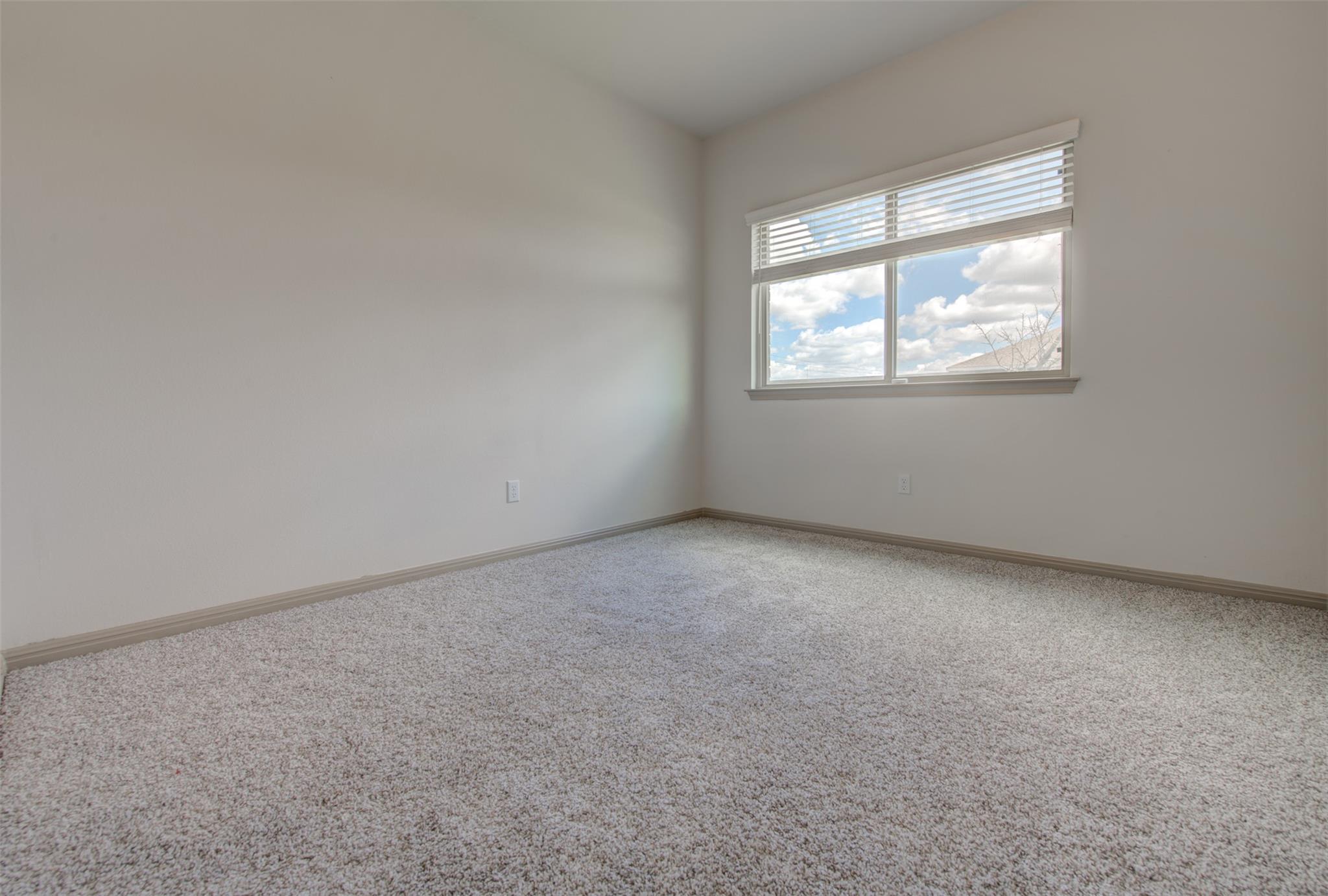 286 Spinnaker Loop, Kyle, TX 78640