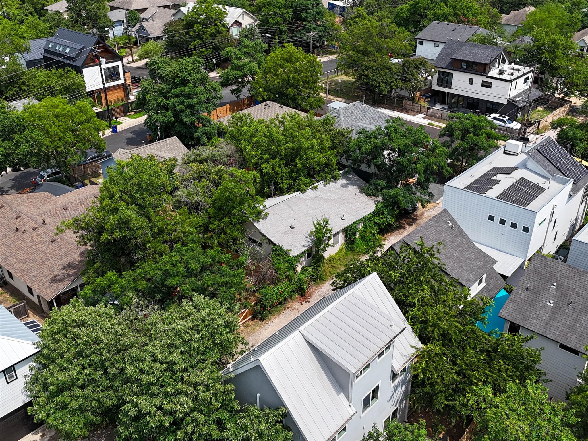 1302 Walnut Ave # 2, Austin, TX 78702