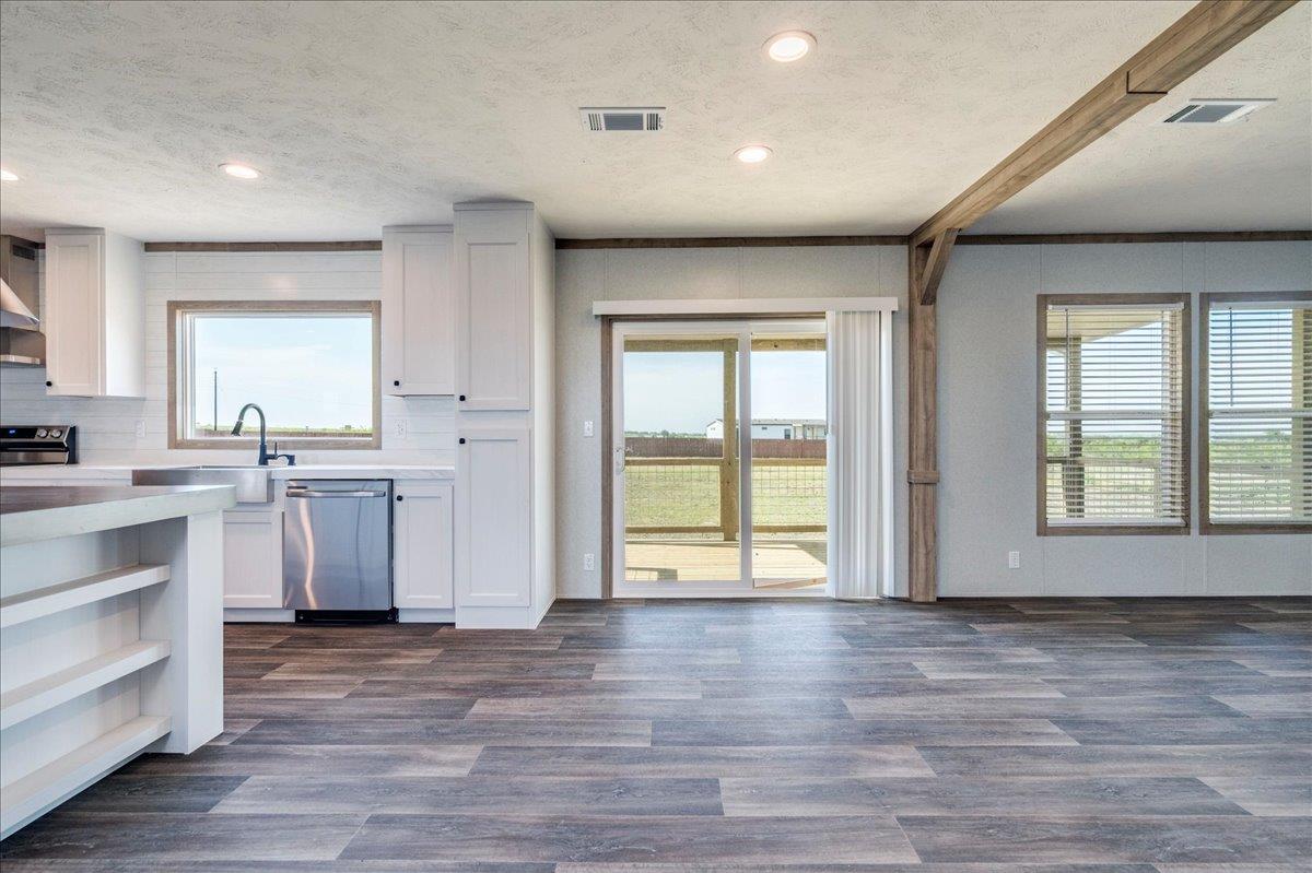 4912 Bronco Dr, San Marcos, TX 78666