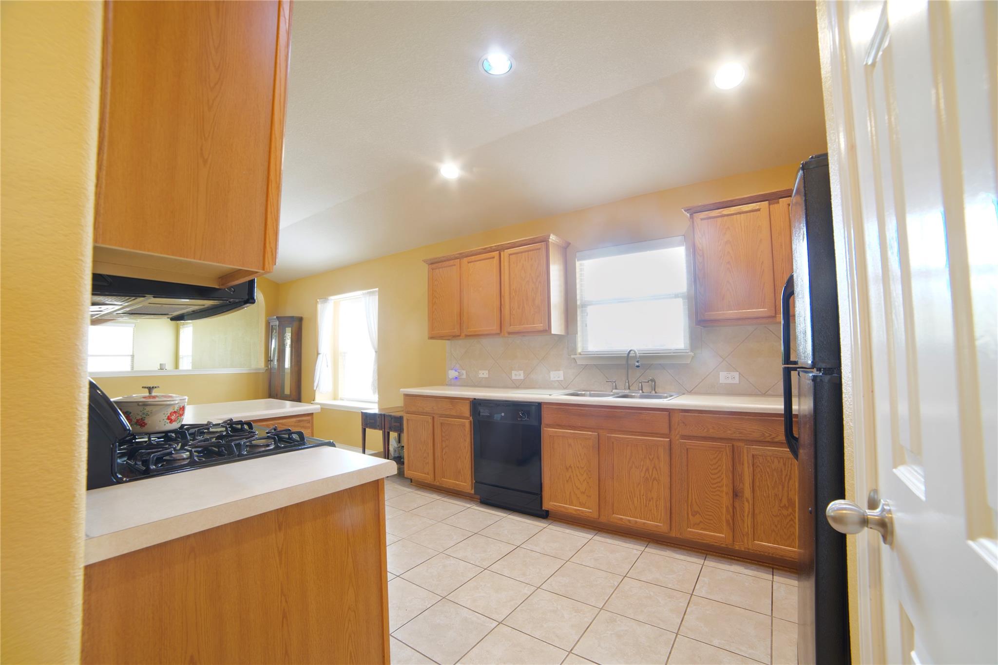 1800 Quiet Meadows Cv, Pflugerville, TX 78660