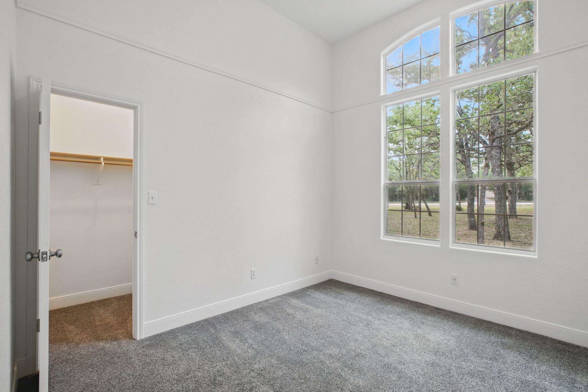 106 Woodcutter Ct, Bastrop, TX 78602