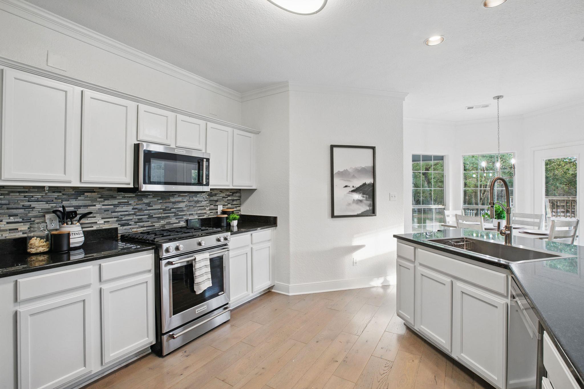 106 Woodcutter Ct, Bastrop, TX 78602