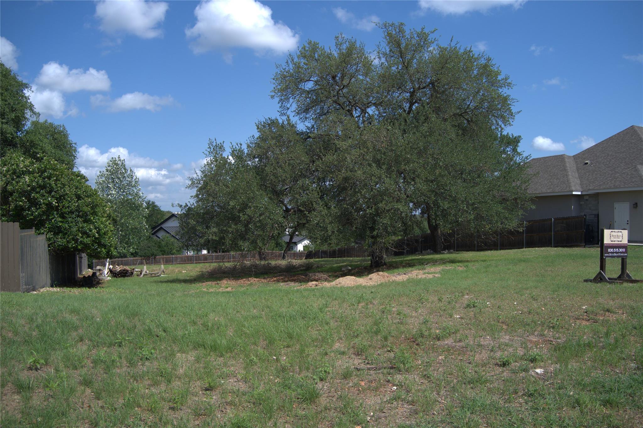 645 Acorn Drive Dr, New Braunfels, TX 78130