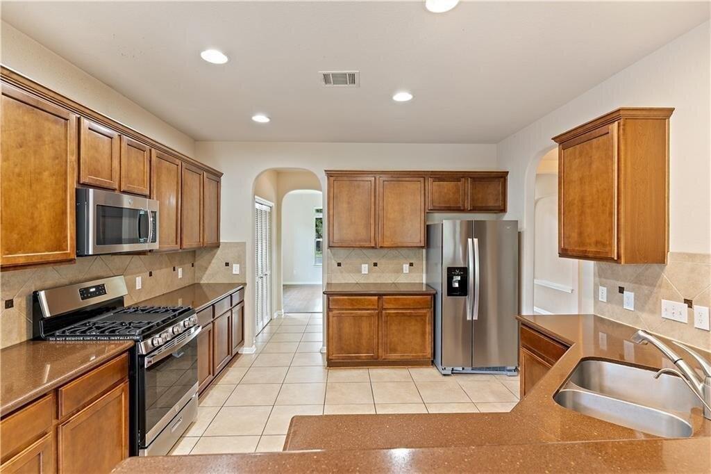 103 Payne Stewart Dr, Round Rock, TX 78664