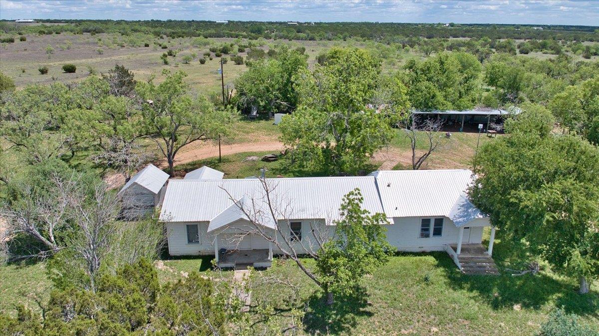 4220 County Road 202, Burnet, TX 78611