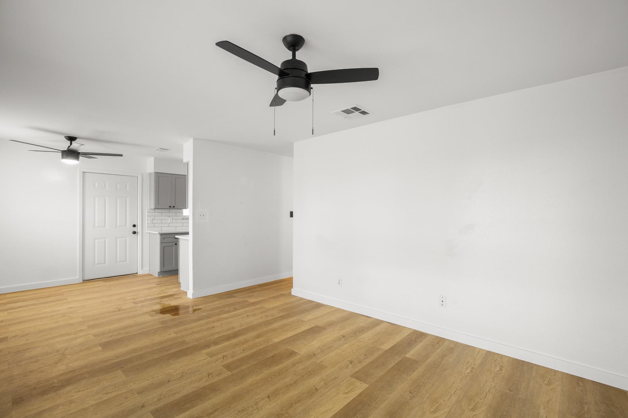 1317 MCKIE Cv, Austin, TX 78752