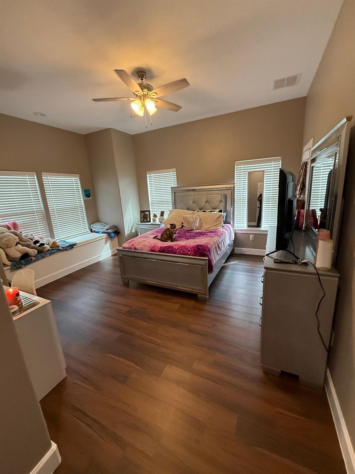 497 Brown Rd, McDade, TX 78650