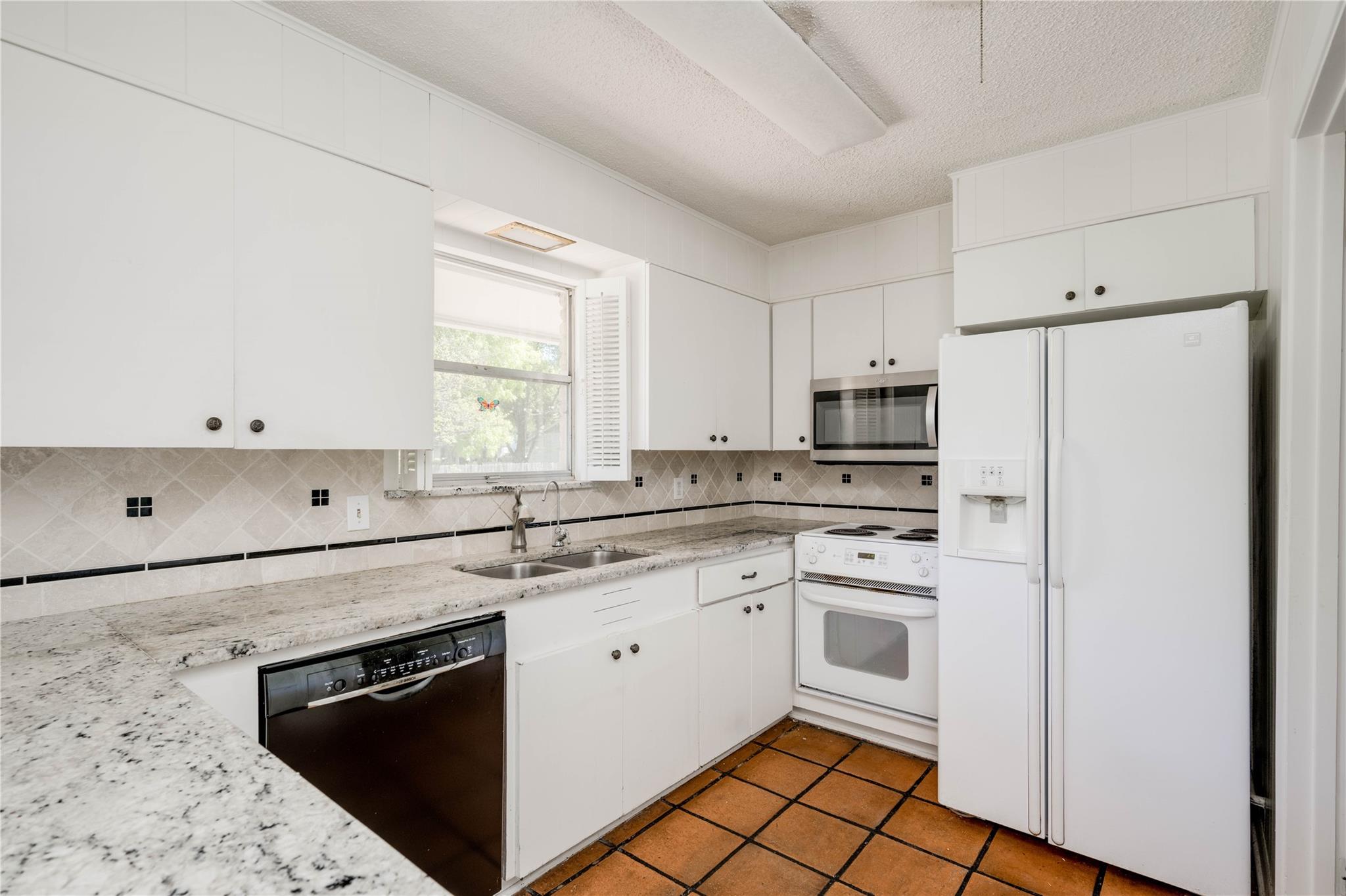405 Westbrook Dr, Austin, TX 78746