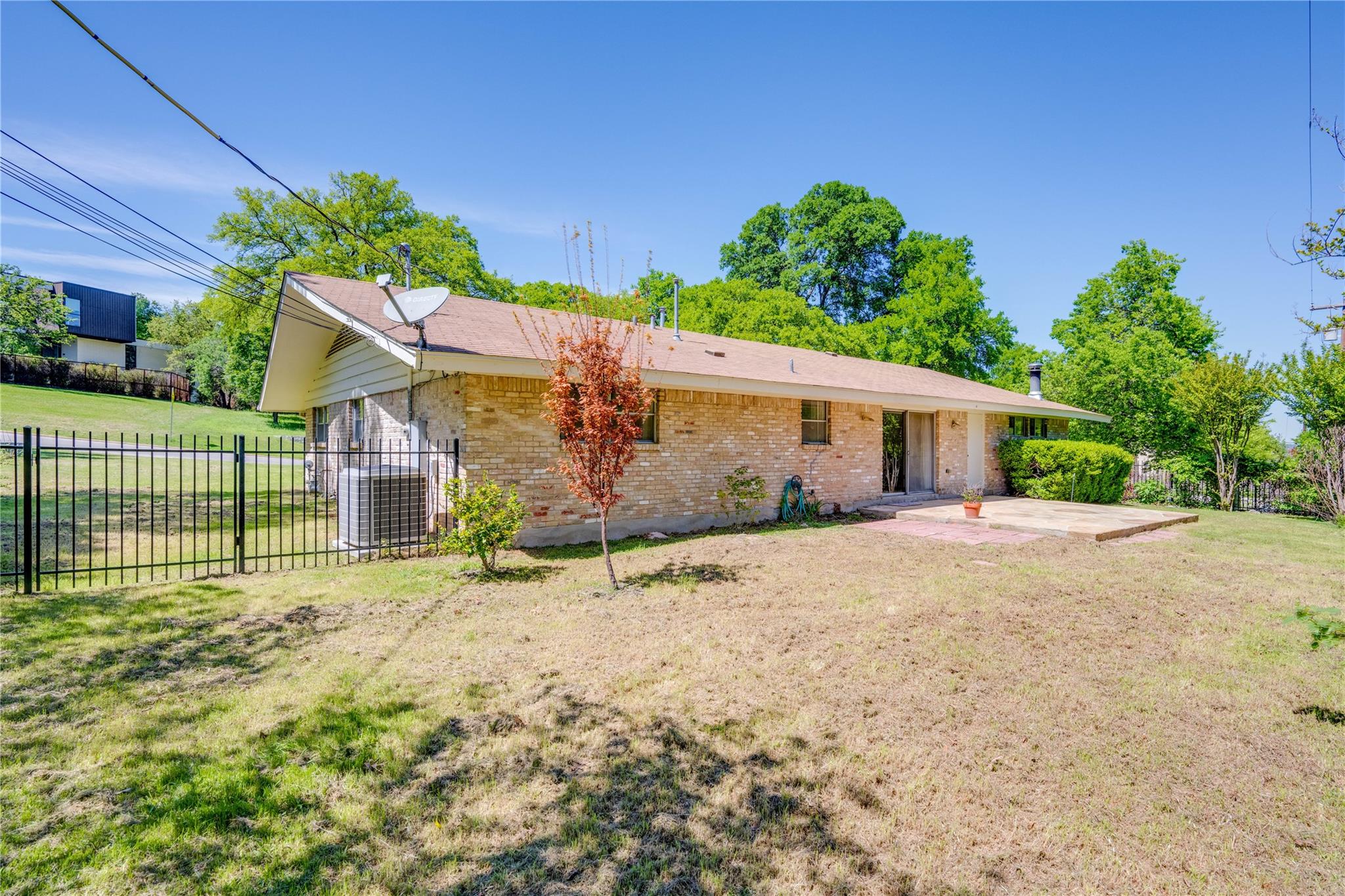 405 Westbrook Dr, Austin, TX 78746