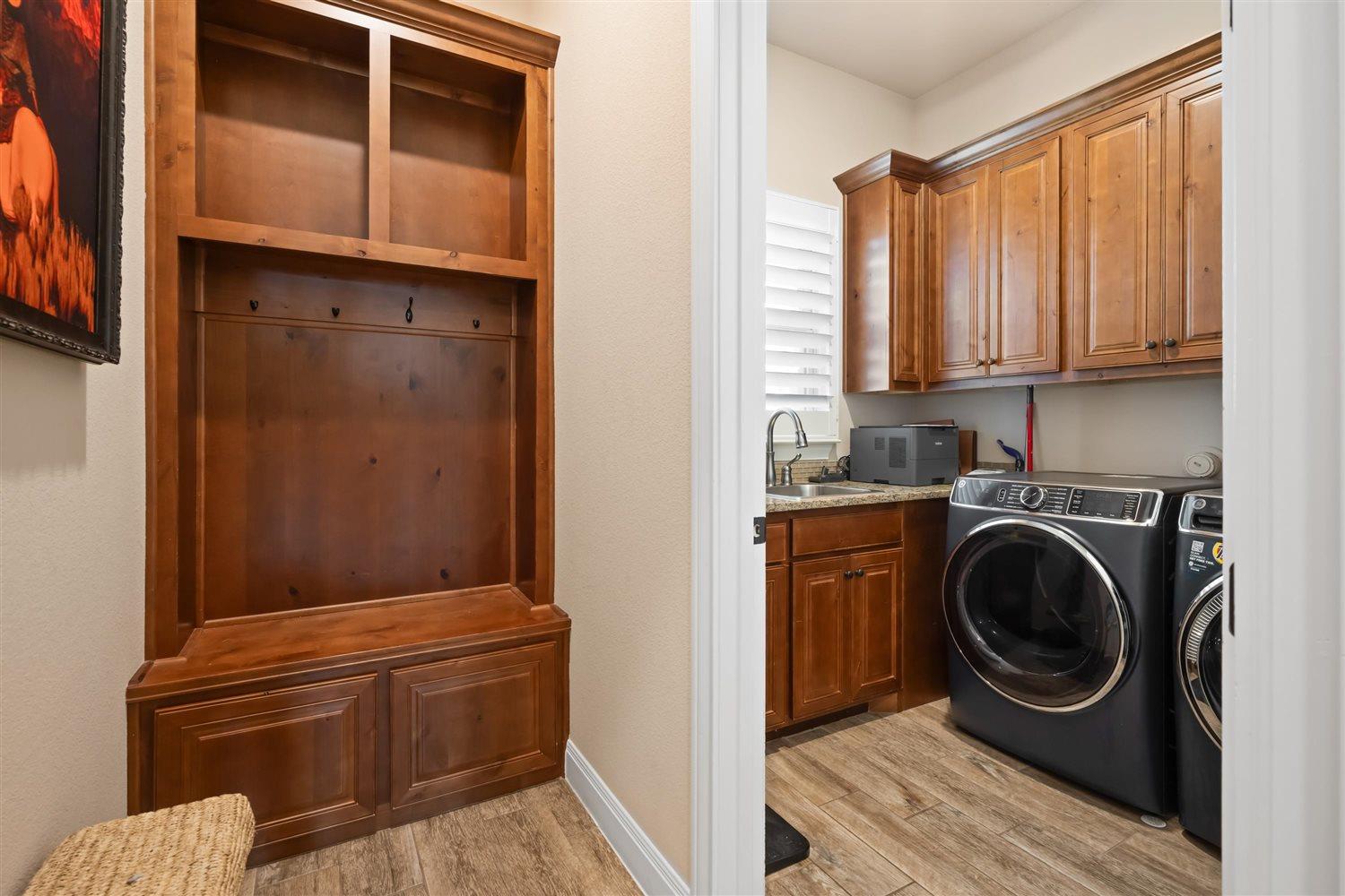 304 Joya Dr, Liberty Hill, TX 78642