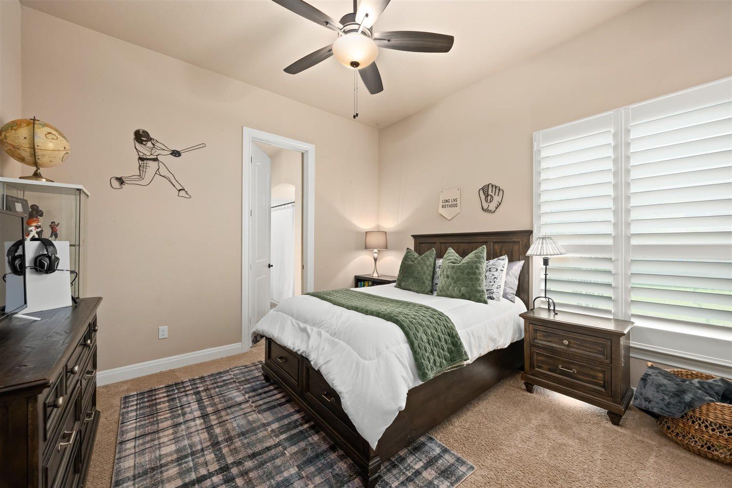 304 Joya Dr, Liberty Hill, TX 78642