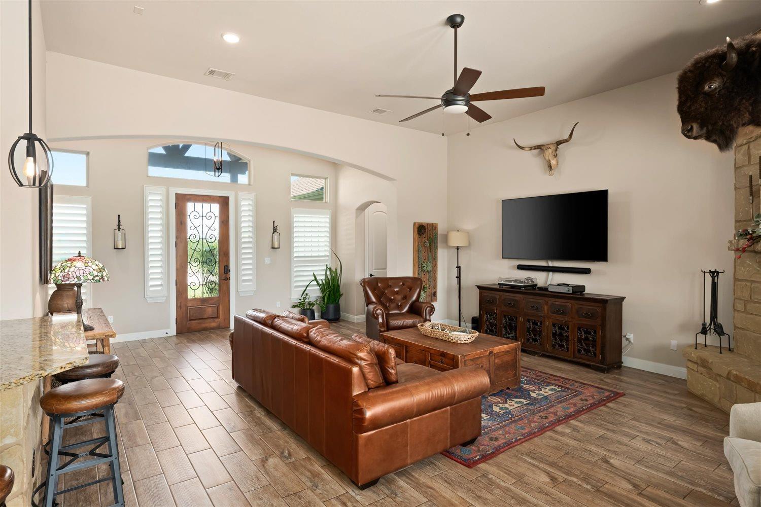 304 Joya Dr, Liberty Hill, TX 78642